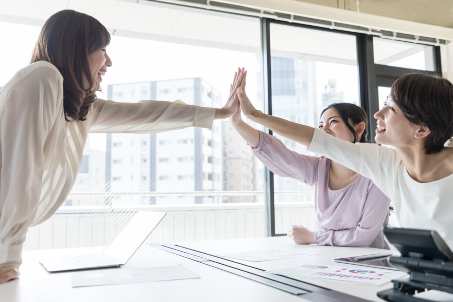 株式会社カスタマ本社の正社員 企画・管理 メーカー 商社 小売 金融 サービス ソフトウエア・通信 広告・マスコミ 団体 医療求人イメージ